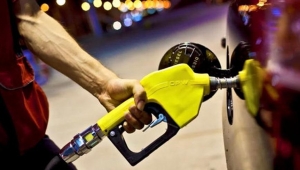 BENZİN VE MOTORİNE ZAM YAPILDI