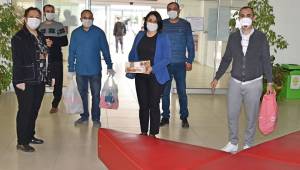 SİTELER MAHALLESİ'NDEN SAĞLIK ÇALIŞANLARINA MORAL ZİYARETİ