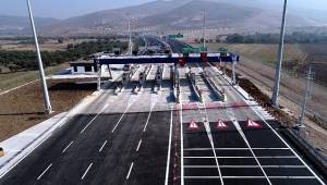 BAYRAMDA SOKAĞA ÇIKMAK YASAK AMA KÖPRÜ VE OTOYOLLAR ÜCRETSİZ!