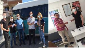 İYİ PARTİLİ GENÇLERDEN ŞOFÖRLERE MASKE