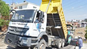 YENİ MAHALLE'DE YOLLAR YENİLENİYOR