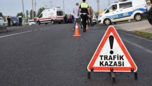 İZMİR'DE DÜĞÜN DÖNÜŞÜ MEYDANA GELEN KAZADA 2 KİŞİ CAN VERDİ