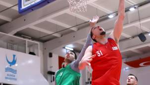 BASKETBOLDA İZMİR DERBİSİ PAZAR GÜNÜ OYNANACAK