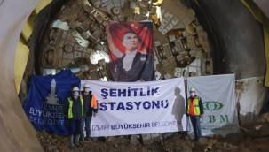 NARLIDERE METROSU'NDA IŞIK GÖRÜNDÜ