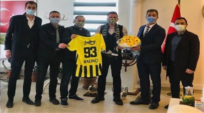 ALİAĞA FENERBAHÇELİLER DERNEĞİ'NDEN KAYMAKAM VE EMNİYET MÜDÜRÜNE ZİYARET