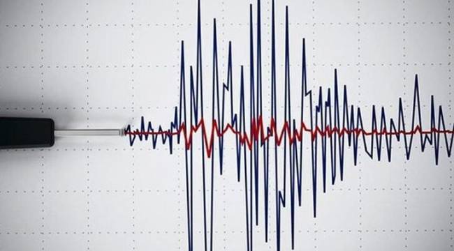 İZMİR AÇIKLARINDA 3,5 BÜYÜKLÜĞÜNDE DEPREM OLDU