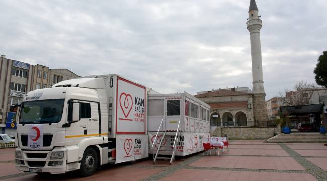 KIZILAY BAĞIŞ TOPLAMAK İÇİN ALİAĞA'YA GELİYOR