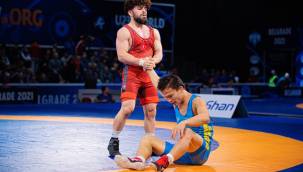 İZMİRLİ GÜREŞÇİ DÜNYA 3.OLDU