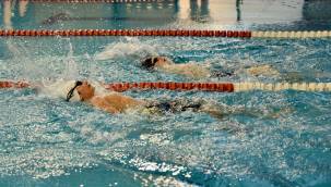 GELECEĞİN ŞAMPİYON YÜZÜCÜLERİ ALİAĞA'DA YARIŞTI