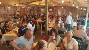 CHP'DEN "MİLLETİN SESİ" KAHVALTISI