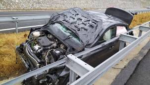 PETROL-İŞ BAŞKANI HASAN TOPTAN VE BERABERİNDEKİLER TRAFİK KAZASI GEÇİRDİ