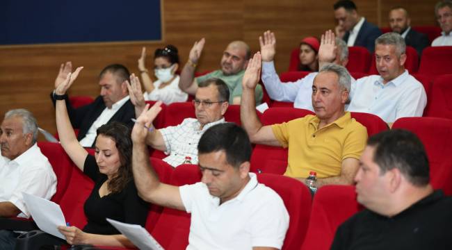 ALİAĞA BELEDİYE MECLİSİNİN İLK OTURUMU DÜN AKŞAM YAPILDI