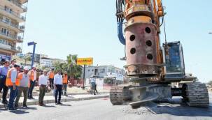 ALİAĞA KATLI KAVŞAK PROJESİ İÇİN İLK KAZMA VURULDU