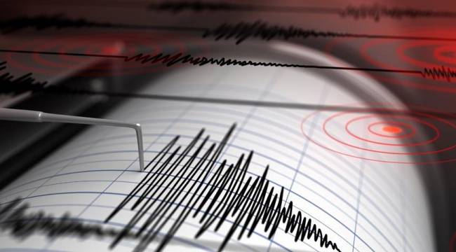 EGE DENİZİ'NDE DEPREM OLDU