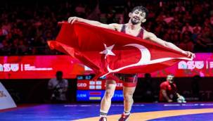 İZMİRLİ KEREM KAMAL, DÜNYA ŞAMPİYONU OLDU!