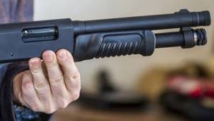 İZMİR'DE POMPALI DEHŞETİ