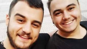 İZMİR'DEKİ KAZADA MOTOSİKLET ÜZERİNDEKİ İKİ KARDEŞ HAYATINI KAYBETTİ