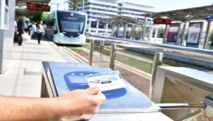 İZMİR'DE TOPLU TAŞIMAYA ZAM!