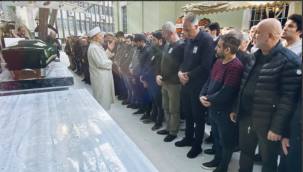 TANER SAVUT İZMİR'DE SON YOLCULUĞUNA UĞURLANDI