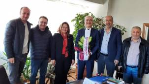 İLÇE BAŞKANLARI HEKİMLERİ ZİYARET ETTİ