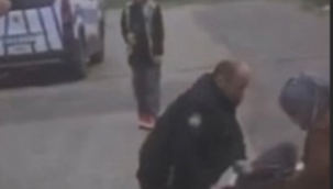 İZMİR VALİLİĞİ DUYURDU "İKİ POLİS AÇIĞA ALINDI"