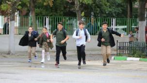 OKULLARDA ARA TATİL BAYRAM TATİLİ İLE BİRLEŞTİRİLDİ!