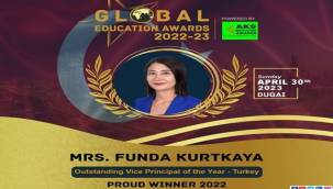 FUNDA KURTKAYA "YILIN EN İYİ MÜDÜR YARDIMCISI" ÖDÜLÜNE LAYIK GÖRÜLDÜ