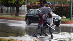 METEOROLOJİDEN ALİAĞA DAHİL BİRÇOK İLÇEYE UYARI GELDİ