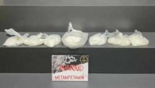 ZEHİR TACİRLERİNE VALİZ DARBESİ