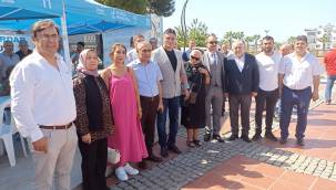 ALİAĞA ESNAF ODASI'NDAN MESLEĞE YILLARINI VERMİŞ ESNAFLARA PLAKET