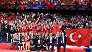 FİLENİN SULTANLARI,NAMAĞLUP AVRUPA ŞAMPİYONU OLDU!