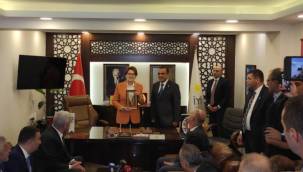 İYİ PARTİ LİDERİ MERAL AKŞENER İZMİR'E GELDİ