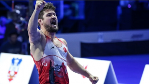 TÜRK GÜREŞÇİ ALİ CENGİZ DÜNYA ŞAMPİYONU OLDU!