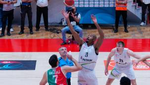 İZMİR DERBİSİNİN GALİBİ ALİAĞA PETKİMSPOR