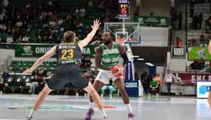 ALİAĞA PETKİMSPOR 10 SAYI FARK İLE YENİLDİ