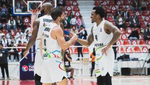 BASKETBOLDA İZMİR DERBİSİ YARIN AKŞAM OYNANACAK