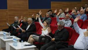 BELEDİYE MECLİSİNDE DENETİM KOMİSYONU ÜYE SEÇİMİ YAPILDI