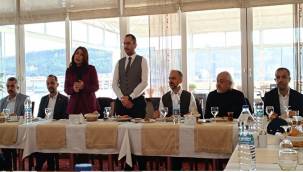 İYİ PARTİ BAŞKAN ADAY ADAYI GÜLTEKİN'DEN GAZETECİLERE KAHVALTI