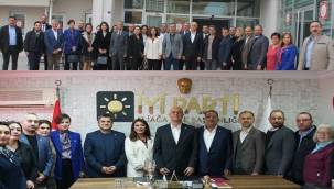 İYİ PARTİ BÜYÜKŞEHİR ADAYI ÖZLALE ALİAĞA'YA GELDİ