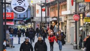 KEMERALTI DÜNYAYA "ÜCRETSİZ İNTERNET" İLE BAĞLANIYOR