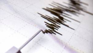 KUŞADASI'NDA YAŞANAN DEPREM HERKESİ KORKUTTU