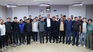 BEYDİLİ GENÇLERİNDEN BAŞKAN ADAYI ÇAĞATAY GÜÇ'E SICAK KARŞILAMA