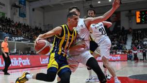 ALİAĞA PETKİMSPOR 59 FENERBAHÇE BEKO 81