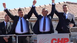 TUGAY MÜJDELEDİ: ALİAĞA'DA EKMEK 5 LİRA OLACAK