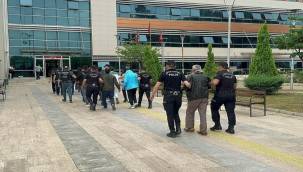 İZMİR'İN 6 İLÇESİNDE UYUŞTURUCU OPERASYONU DÜZENLENDİ