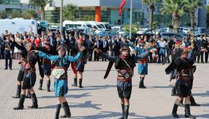 ALİAĞA'DA 30 AĞUSTOS ZAFER BAYRAMI RESMİ TÖREN İLE KUTLANDI