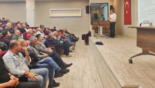 PETROL-İŞ "EMEKLİLİK YASASI" ÜZERİNE PANEL DÜZENLEDİ