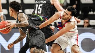 PETKİMSPOR DEPLASMANDAN GALİBİYETLE DÖNDÜ