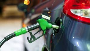 ZAM YAĞMURU DURMUYOR! DÜN BENZİNE BUGÜN MOTORİNE ZAM YAPILDI
