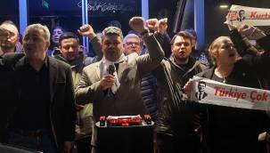 ALİAĞA CHP'DEN GÖZALTILARI PROTESTO